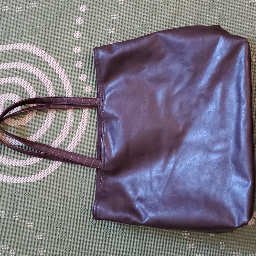 ⏬️Signature Collection Tote - Picture 4 of 10